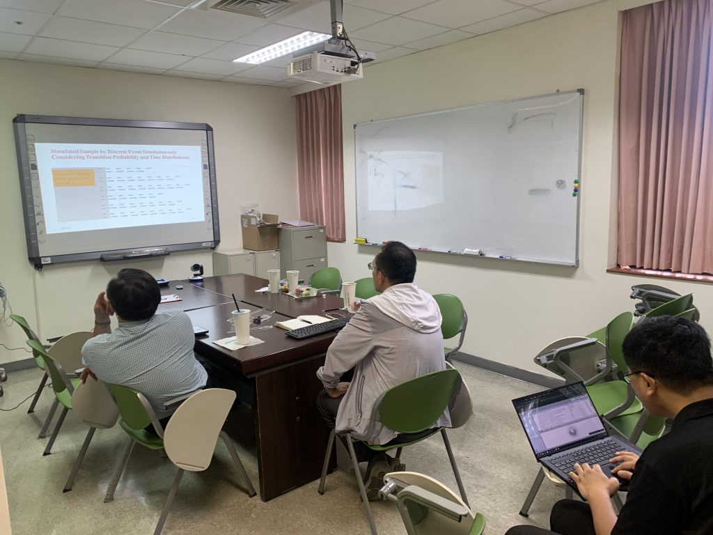 團隊積極與專家交流,掌握提升模型精準度與穩定性的關鍵方法。