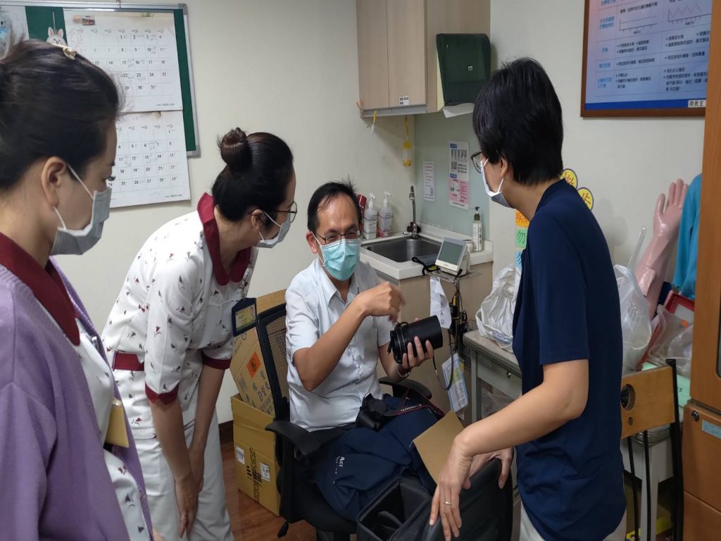 團隊討論部屏收案策略,精進流程、深化臨床合作經驗。